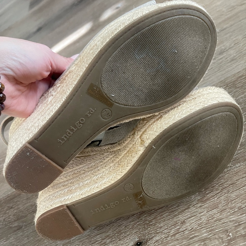 Indigo Rd. Wedges - Picture 5 of 5